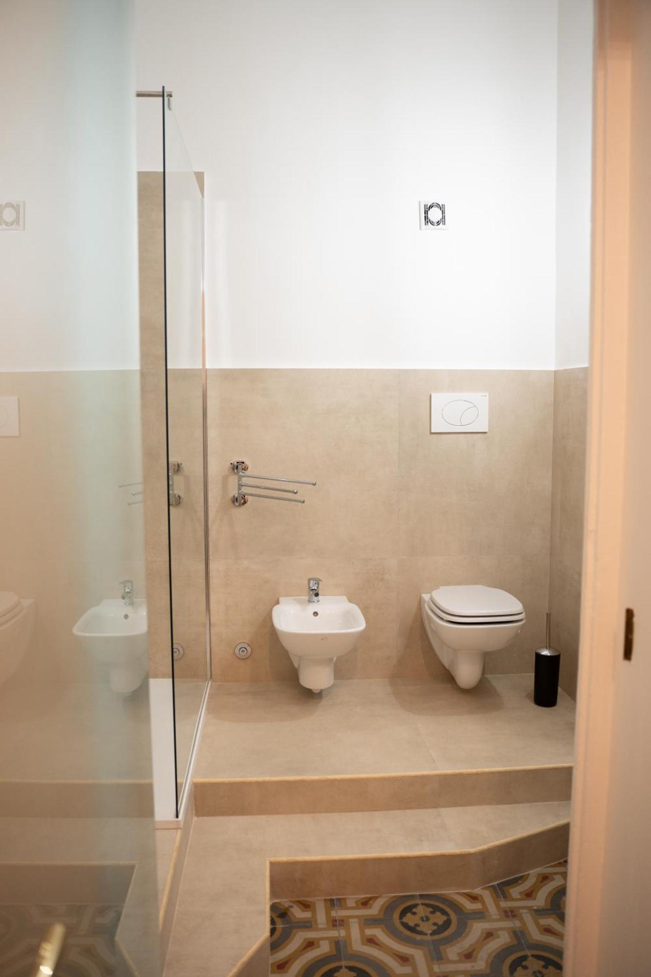 Principe Amedeo 93 Bed & Breakfast Бари Екстериор снимка