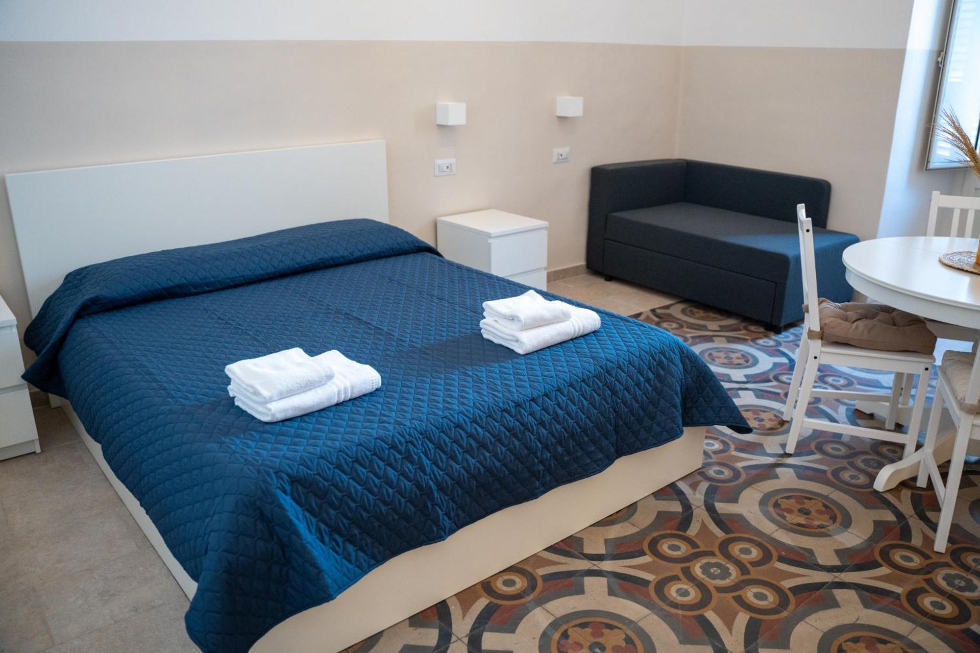 Principe Amedeo 93 Bed & Breakfast Бари Екстериор снимка
