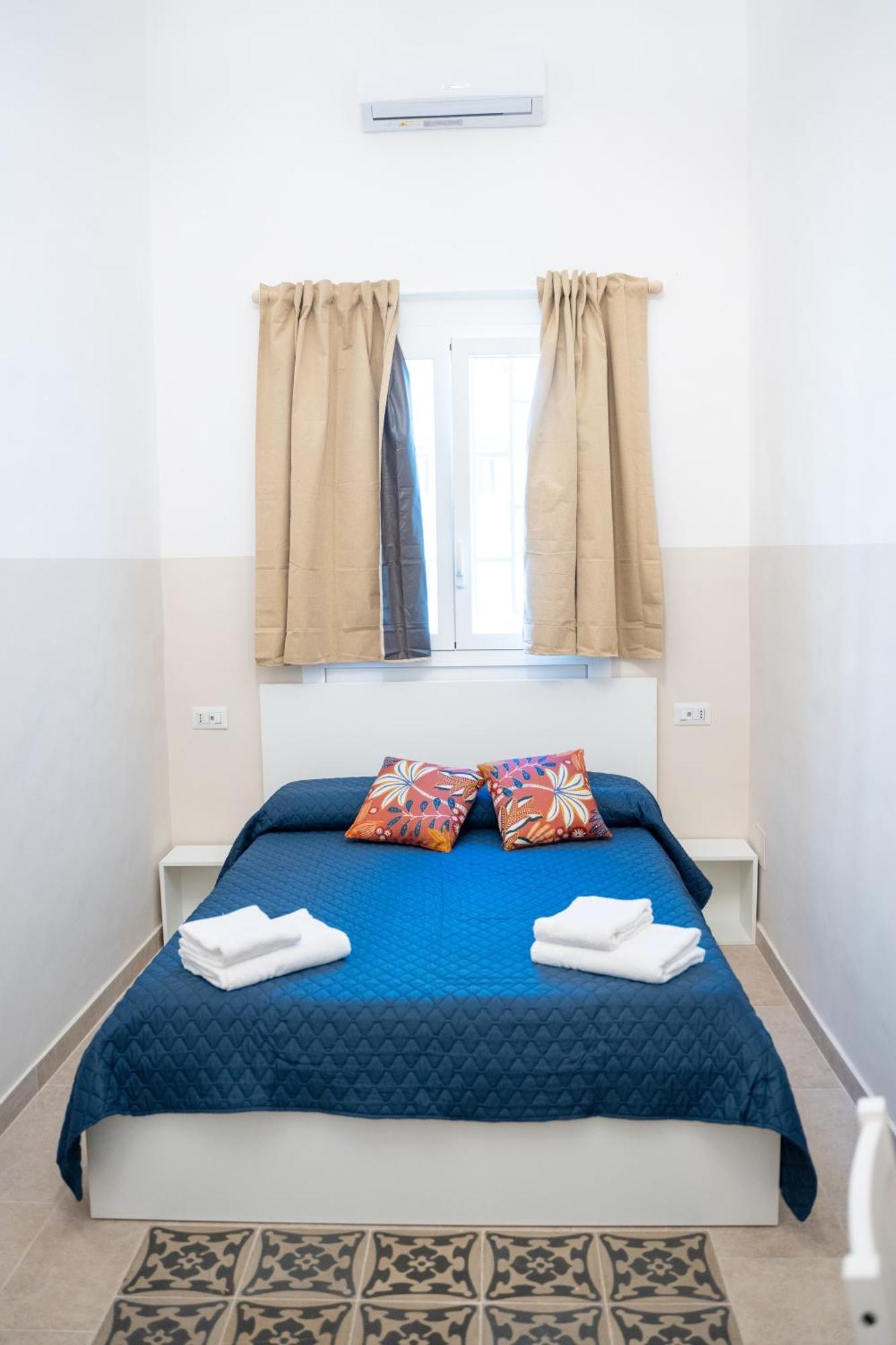 Principe Amedeo 93 Bed & Breakfast Бари Екстериор снимка