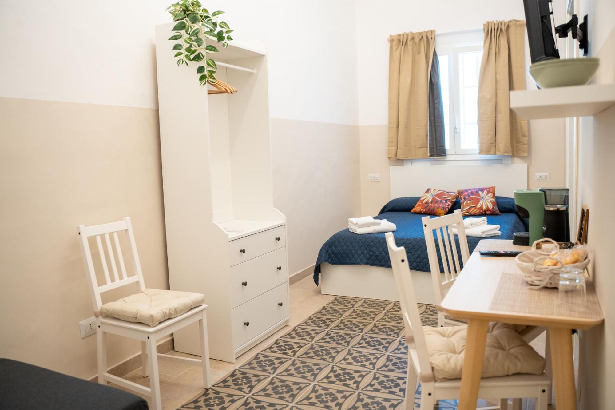 Principe Amedeo 93 Bed & Breakfast Бари Екстериор снимка