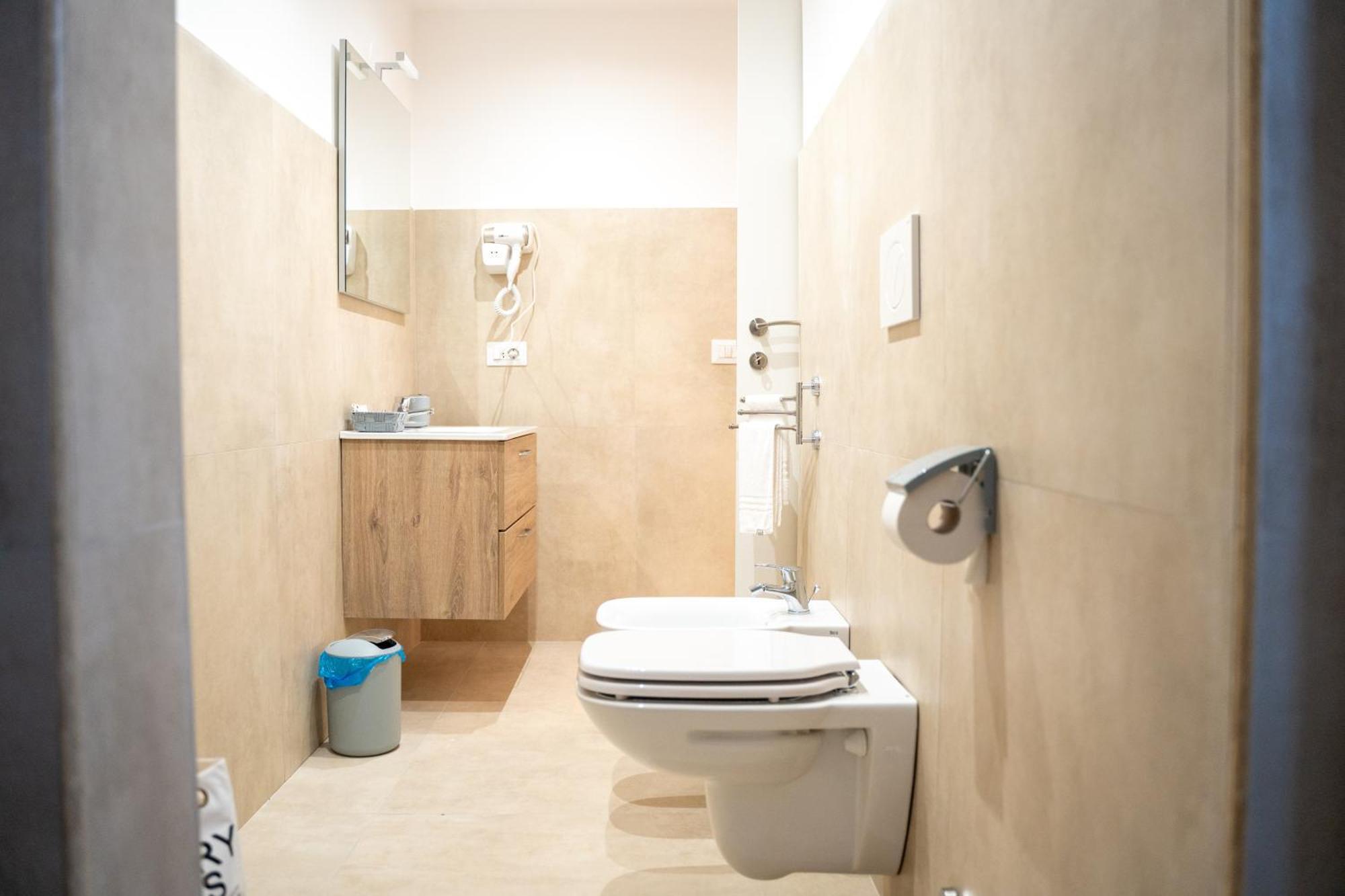 Principe Amedeo 93 Bed & Breakfast Бари Екстериор снимка